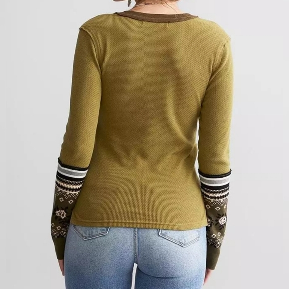 Free People Mikah Notch Neck Top Green - Picture 2 of 10